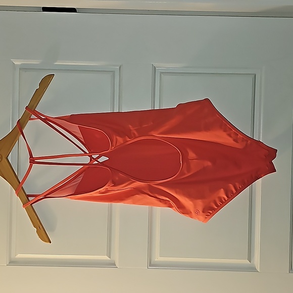 Lululemon Wave Wonderer Swimsuit - Picture 2 of 9